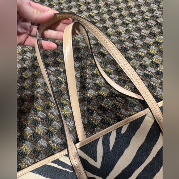 COACH Park Metro F26983 Black Tan Zebra Coated Canvas Tote Shoulder Bag 3 Charms - Picture 10 of 15